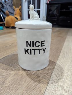 Nice kitty Rae Dunn Cookie Jar