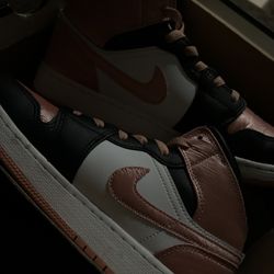 Air Jordan 1 Mid