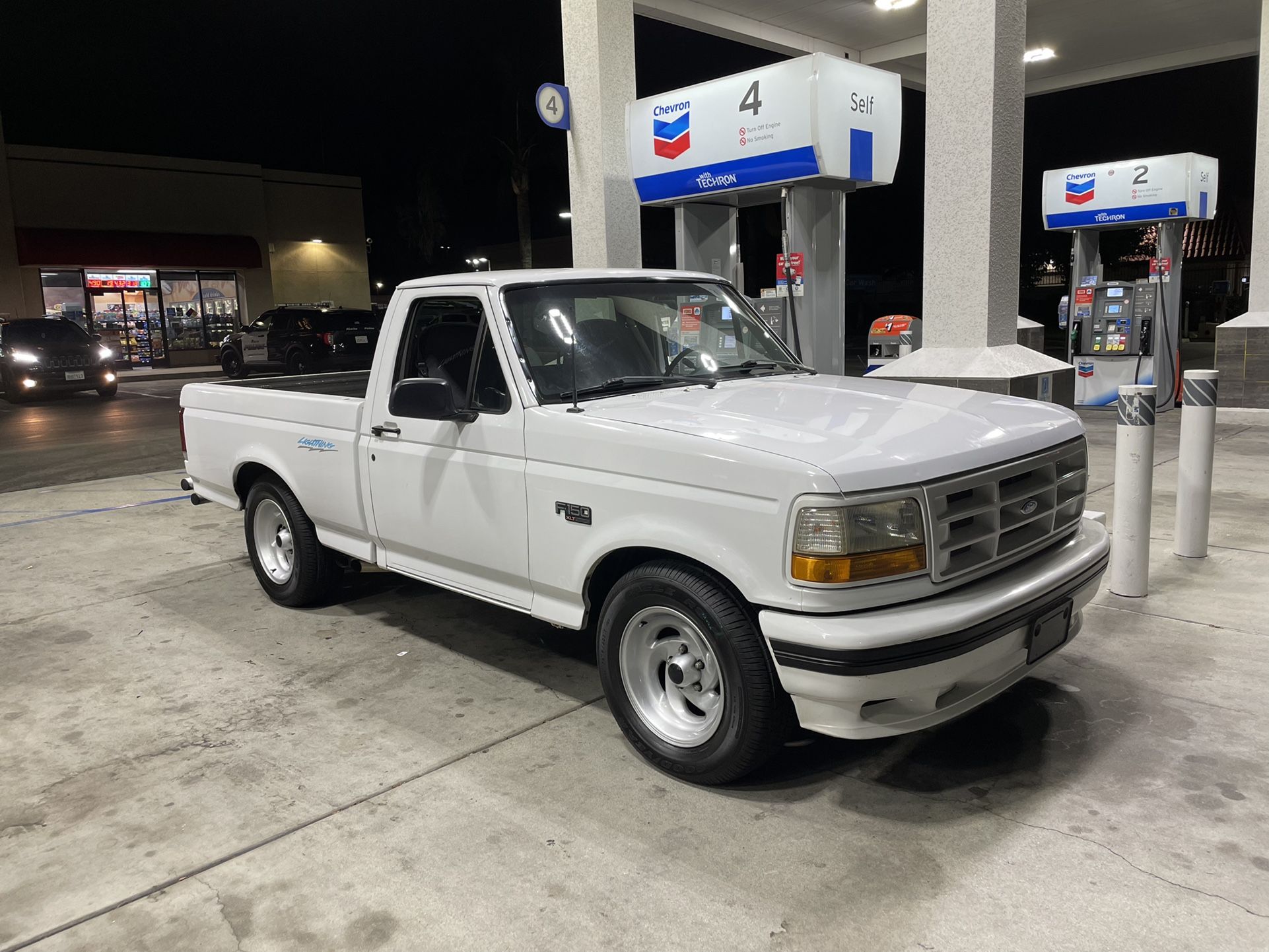 1995 ford lightning svt