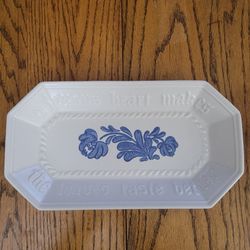 Bread Tray "Yorktown" (USA) by Pfaltzgraff