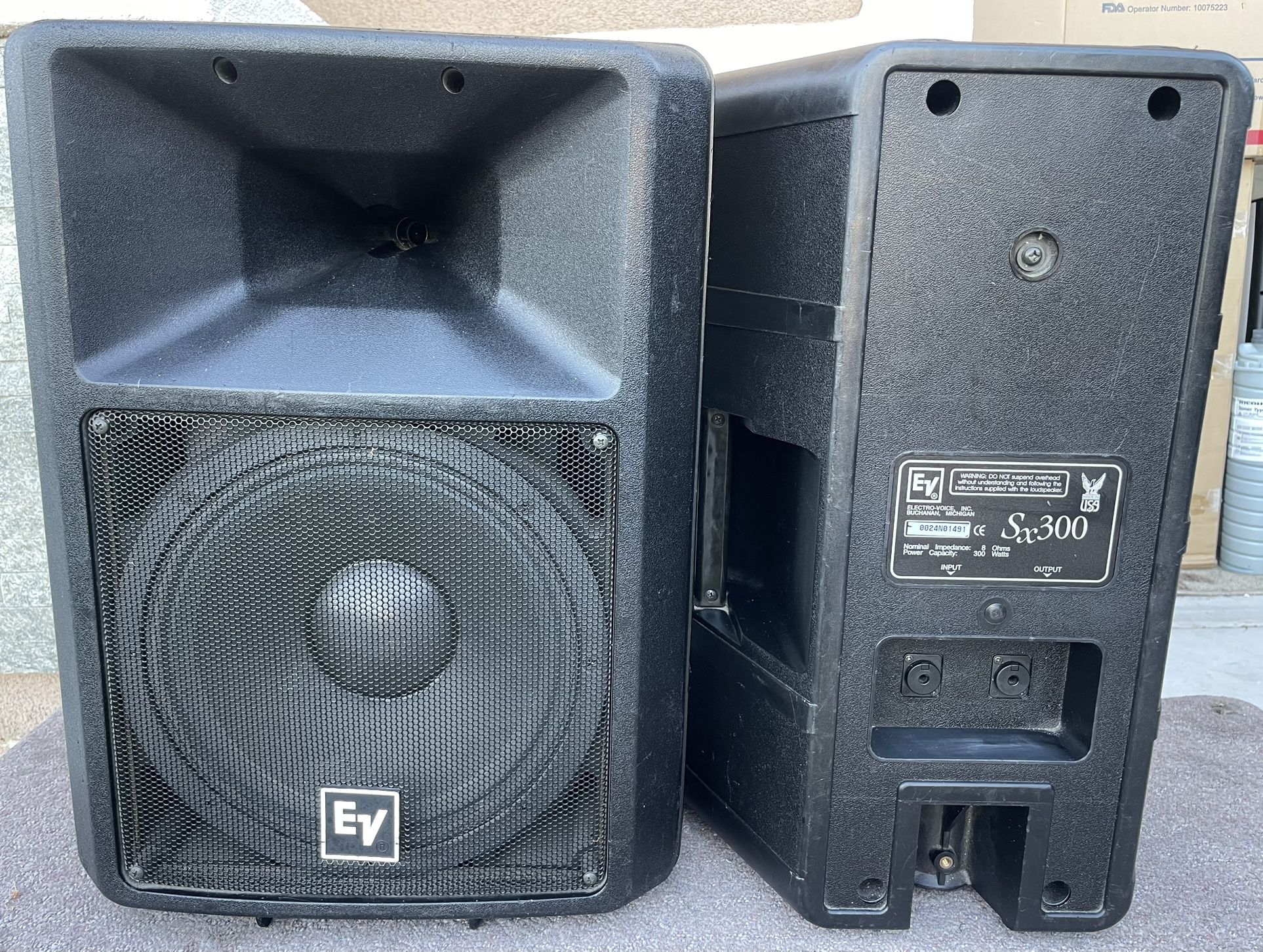 Electro Voice EV SX300 Passive Speakers for Sale in Garden Grove, CA -  OfferUp