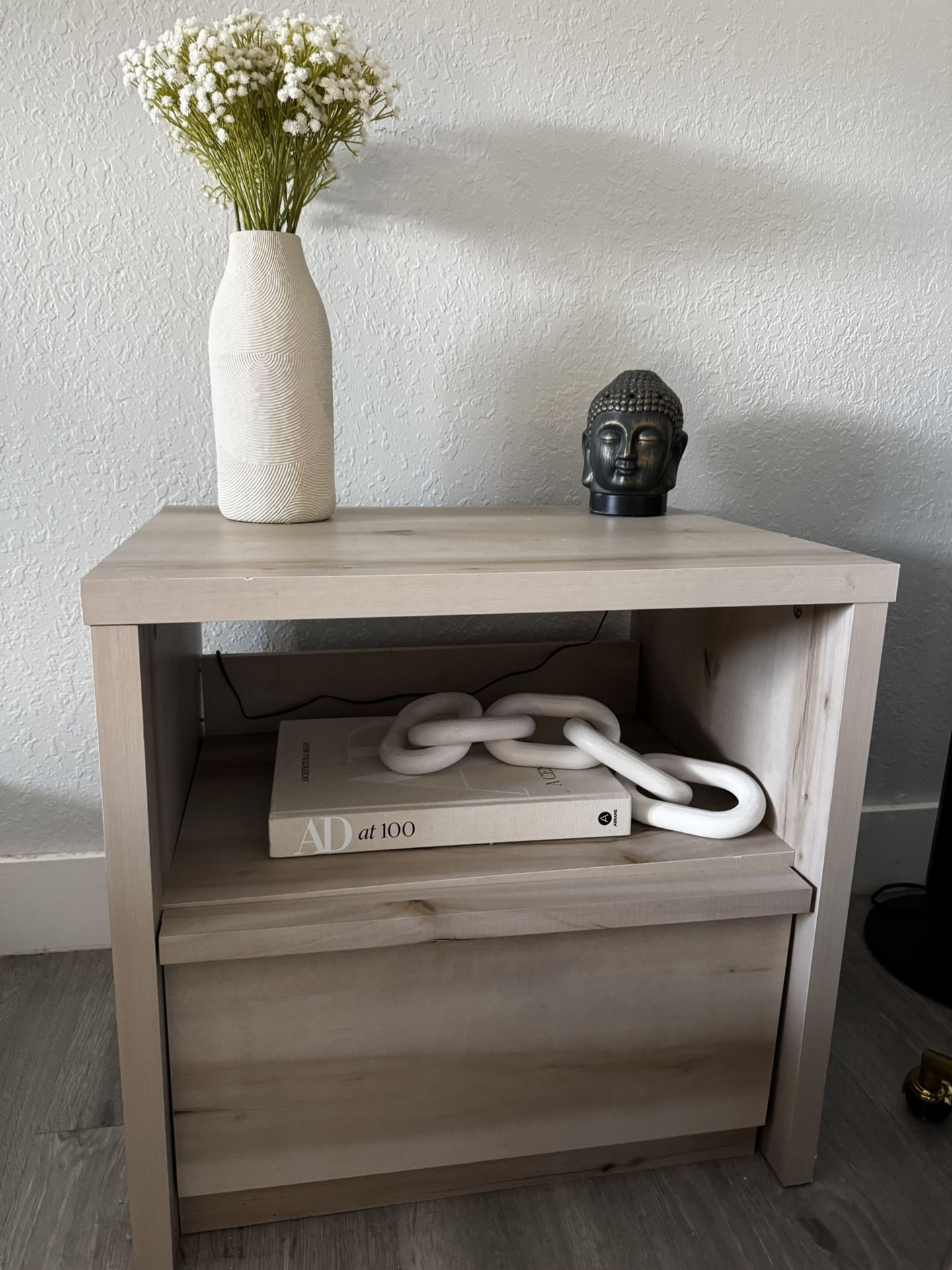 2 Nightstands And One Dresser