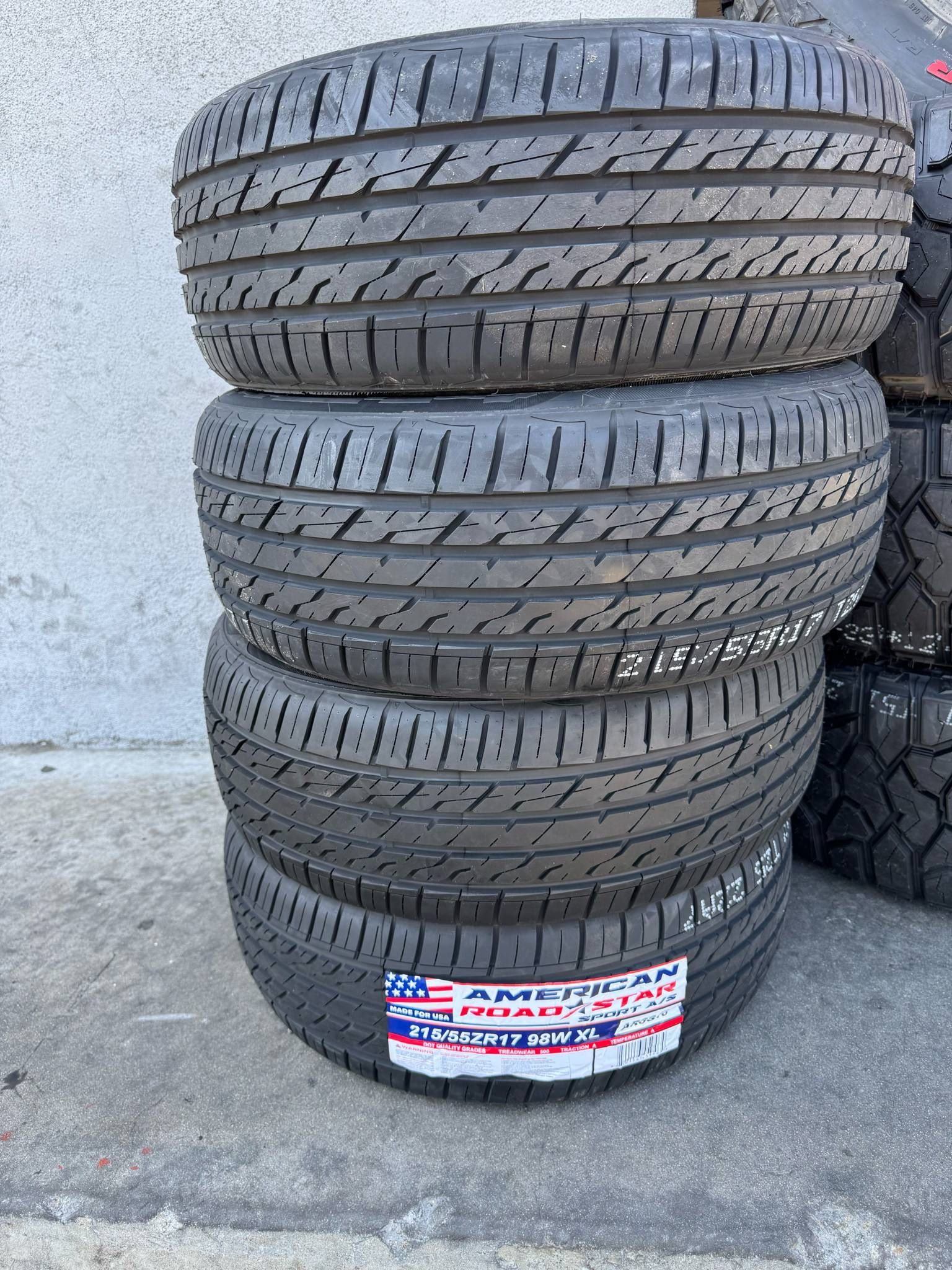📲🔥215/55/R17 Vendo Llantas Nuevas Marca American 