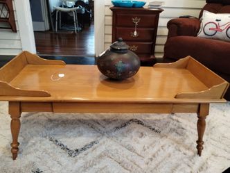 Maple Wood Coffee Table with Raised Sides