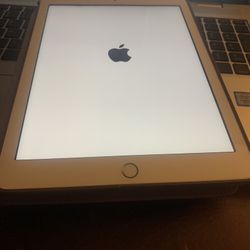 ipad 5th generation 32GB