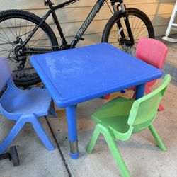 Kids Adjustable Table With Chairs