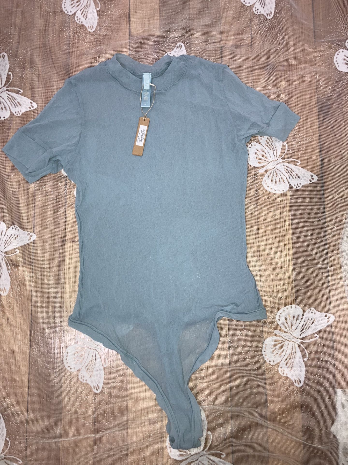 SKIMS size XL Summer mesh short sleeve bodysuit top sky blue sheer kim k