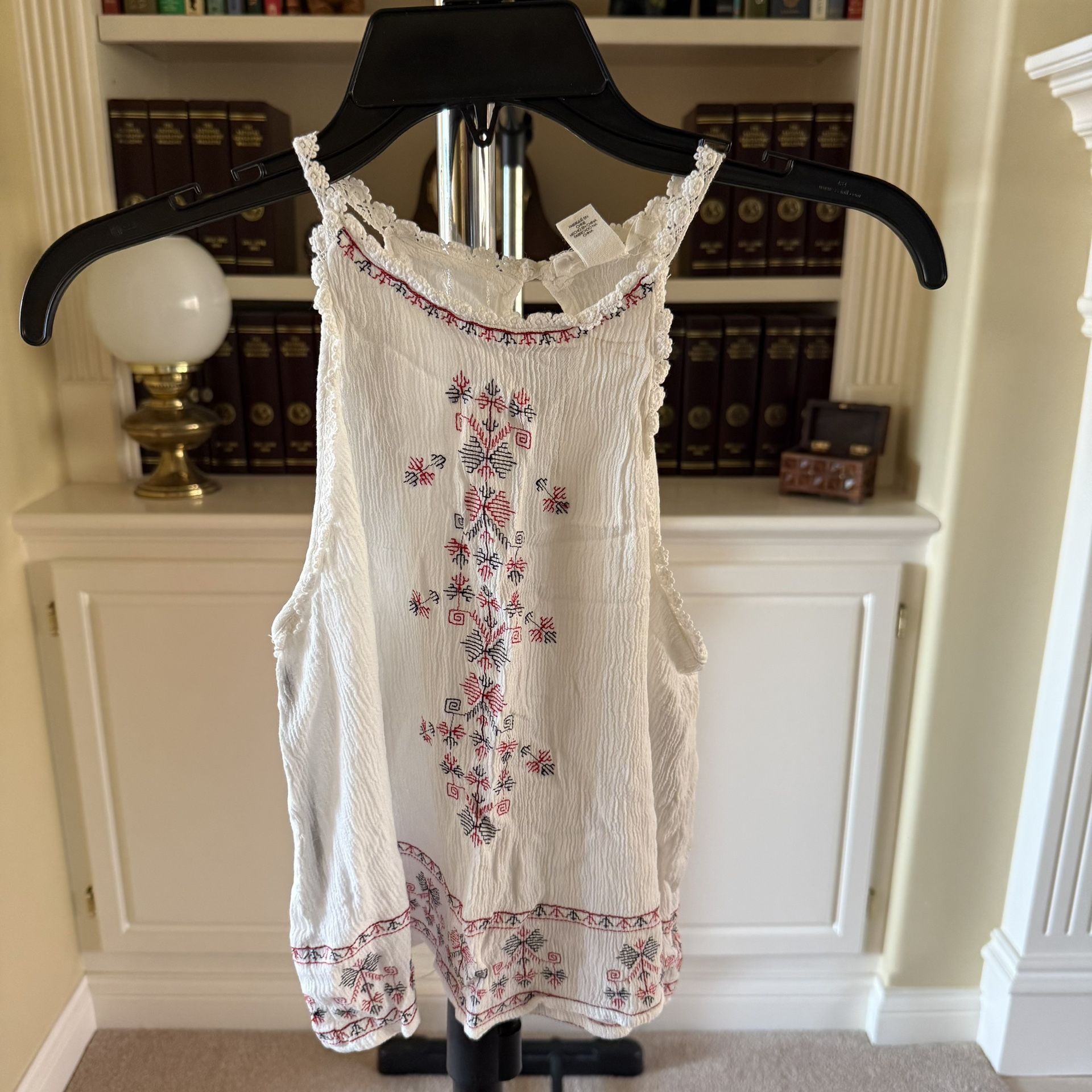 Forever 21 white sleeveless top with bohemian-style embroidery