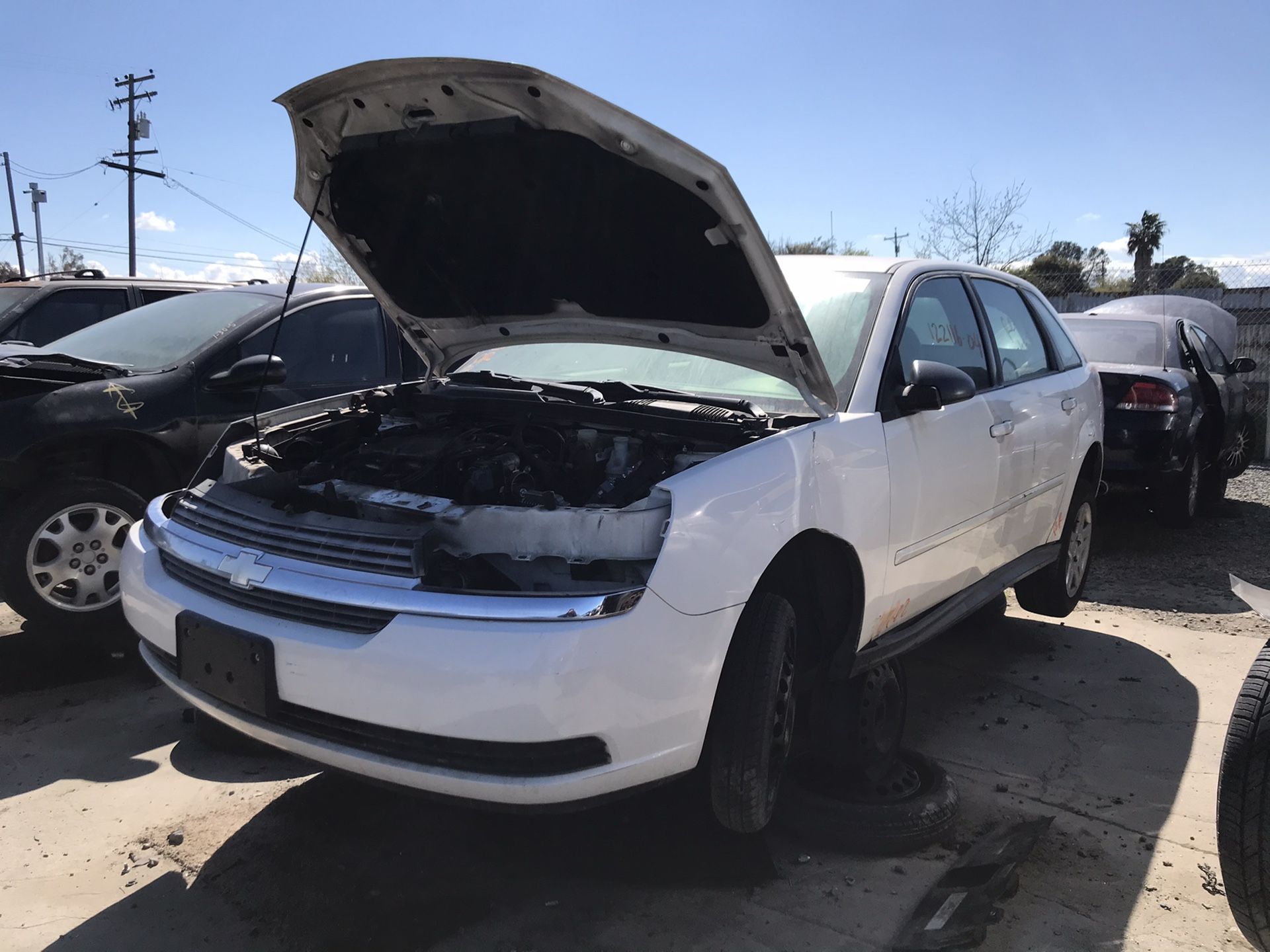 2004 Chevrolet Malibu Maxx part Out