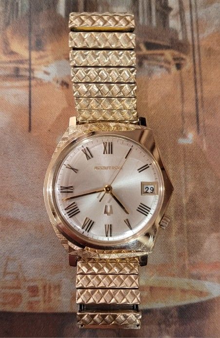 1967 Vintage Bulova Accutron 14k Solid Gold Tuning Fork Watch - 35mm