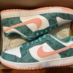 Nike Dunk Low Teal Snakeskin size 10 New 