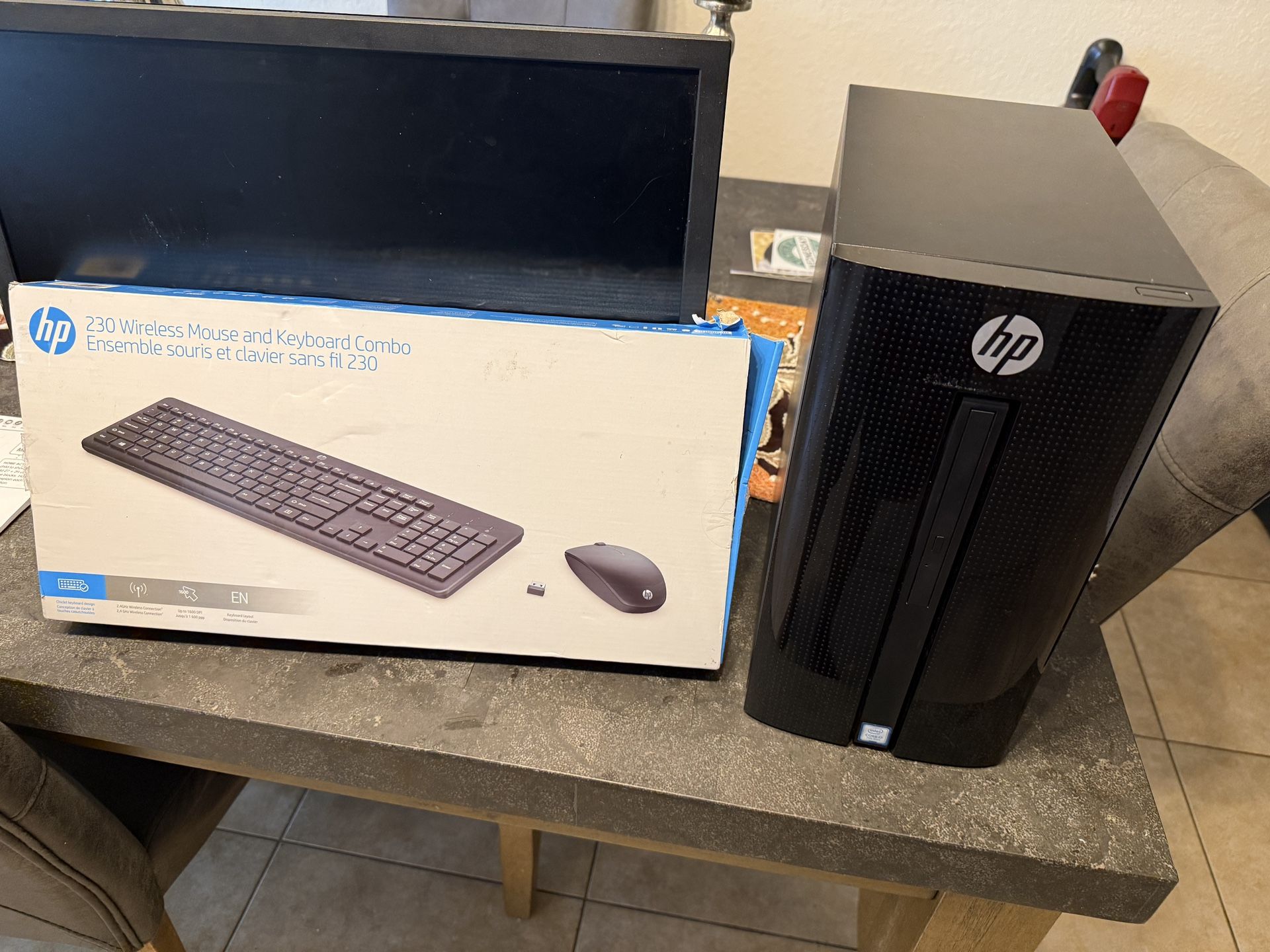 Hp Desktop Computer. Windows 11