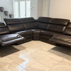 Gorgeous Pure Leather Sectional Couch With 2 Power Recliners Excellent Condition No Rips No Tears No Scratches