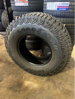 Goodyear Territory MT 315/70R17 Mud Tire – Like New