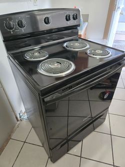 New Amana 30" electric range