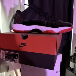 Air jordan bred and Jordan 11 Igloo both size 7