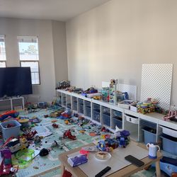 IKEA TROFAST Toy Storage Unit with Bins – Great Condition