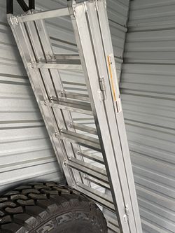 Trifold Snowmobile ATV ramps