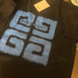 Givenchy T-Shirt Size Large New