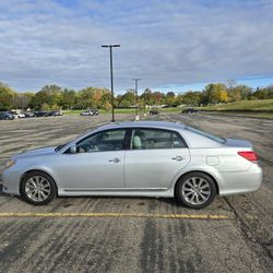 2011 Toyota Avalon