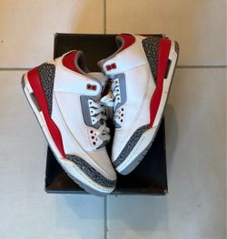 Jordan 3 fire red size 8.5