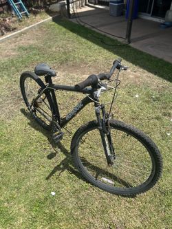 Mongoose Mountain Bike Black