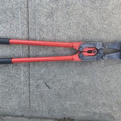 Bolt Cutters 