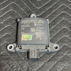 19 20 21 22 TOYOTA PRIUS Camera/projector (contact info removed) radar unit blind spot alert