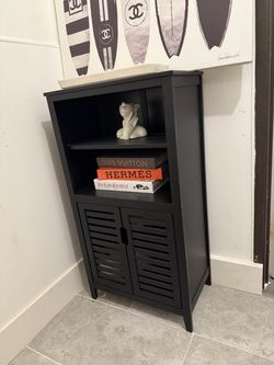 Storage Cabinent