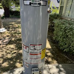 40 Gallon Water Heater 