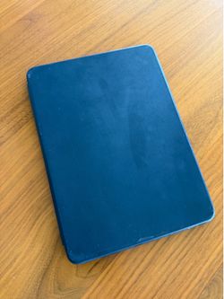 Apple Smart Folio Keyboard Case for 11” iPad Pro & iPad Air
