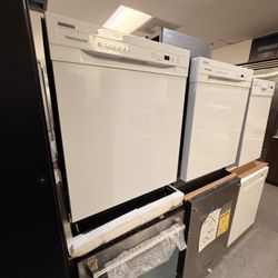 Frigidaire Dishwasher 24”Inch White Brand New 
