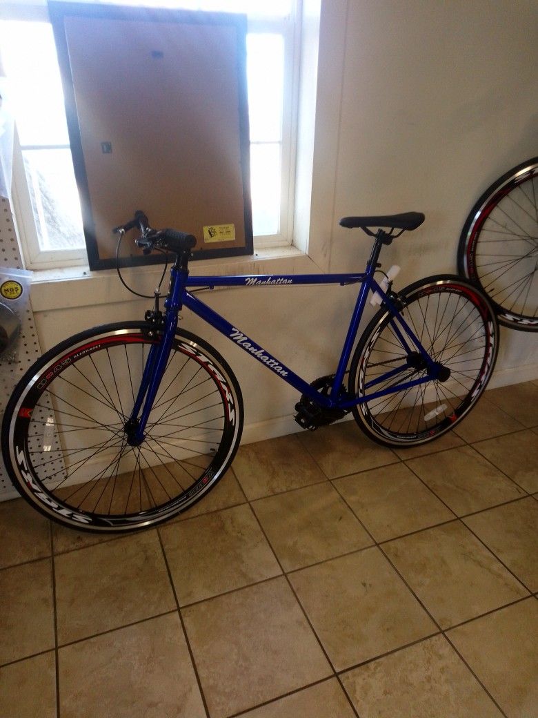 Fixie Bike Brand New Only $200 Last One Available