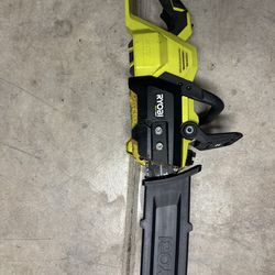 RYOBI 40V Cordless Chainsaw – Battery Powered, Lightweight & Powerful