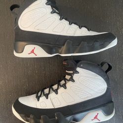 Jordan 9 Retro space jam  Size 9