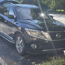 2014 Nissan Pathfinder Platinum 