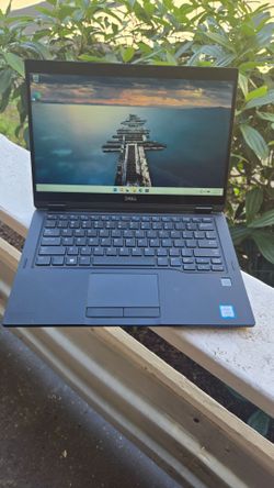 Dell Latitude 5300 2-in -1