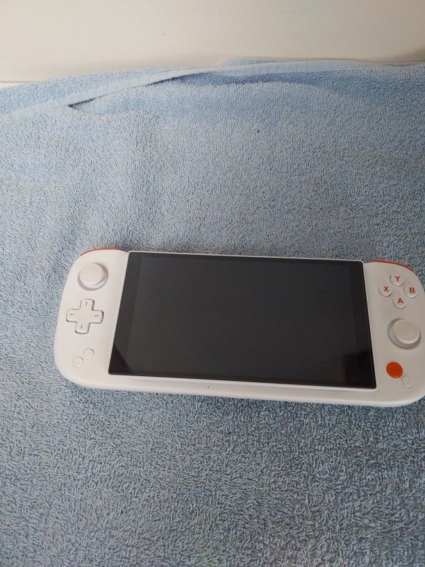 Ayaneo Slide 64GB 4TB RYZEN 7 WINDOWS 11