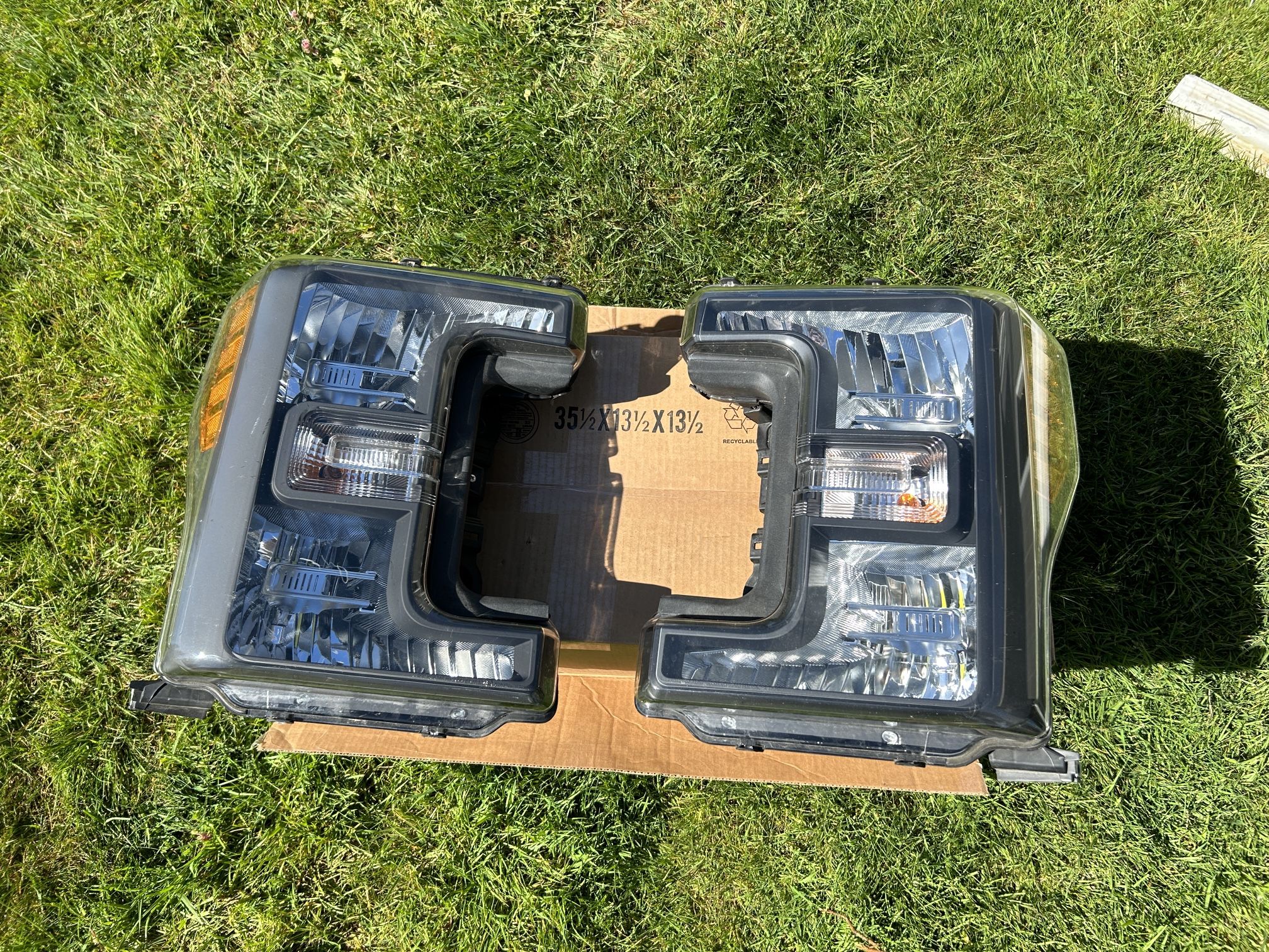 2019 Ford F350 Headlights