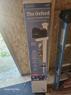 Brand NEW Mailbox Post