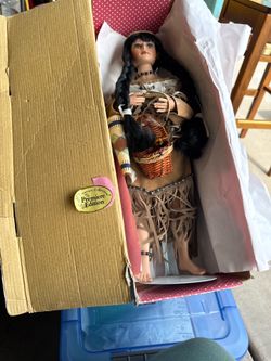 🌟 Vintage Collectible Porcelain Doll – Premiere Edition Treasury Collection 🌟