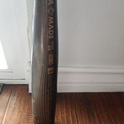 Demarini Voodoo 33/30