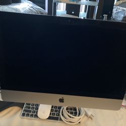 Apple Desktop Computer (2013)