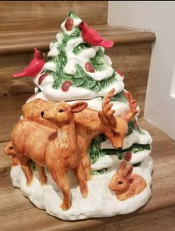 Cookie jar