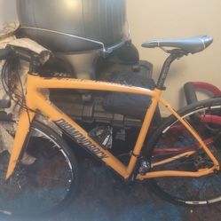 Like New Black Diamond Century Road Bike With Indoor Trainer