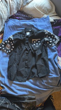 Bolton Black Button-Up Shirt – Bandana Sleeve Detail