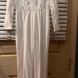 Gorgeous White Jumpsuit New Plus New Dress And Free Dress U Get All
