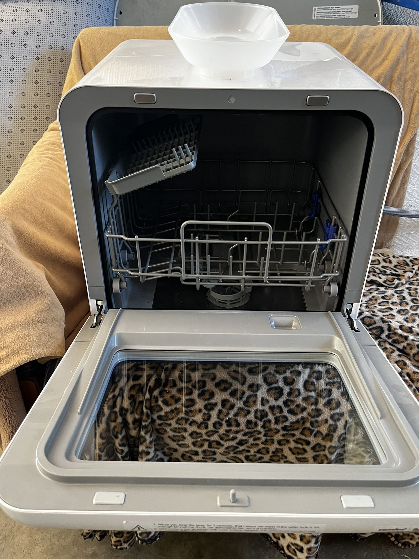 NEW Farberware Portable Countertop Dishwasher for Sale in Boca Raton, FL -  OfferUp