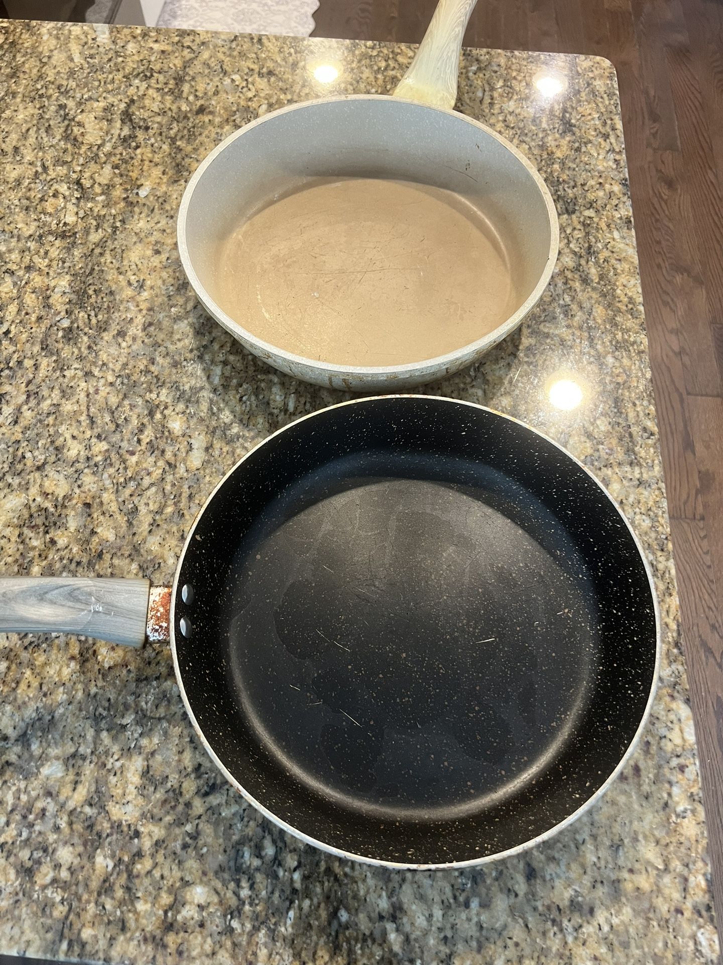 Pans 