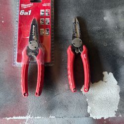 Milwaukee Electrical Pliers 